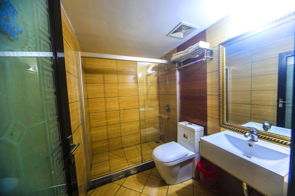 Fawlty Towers Hotel Yangshuo Pokój zdjęcie