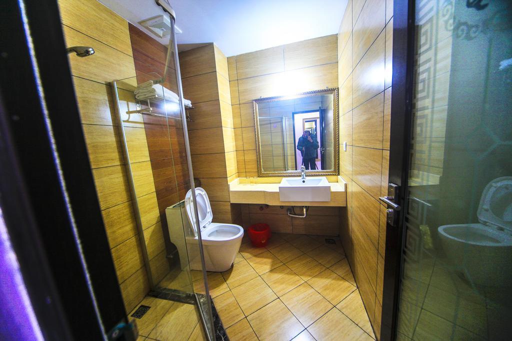 Fawlty Towers Hotel Yangshuo Pokój zdjęcie