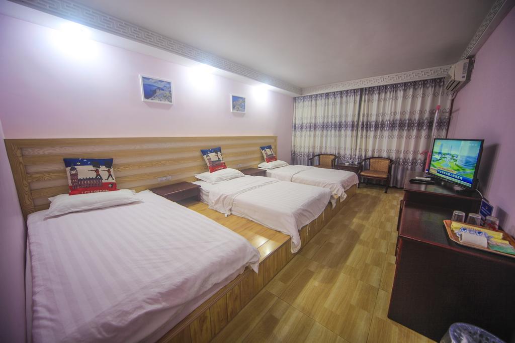 Fawlty Towers Hotel Yangshuo Pokój zdjęcie