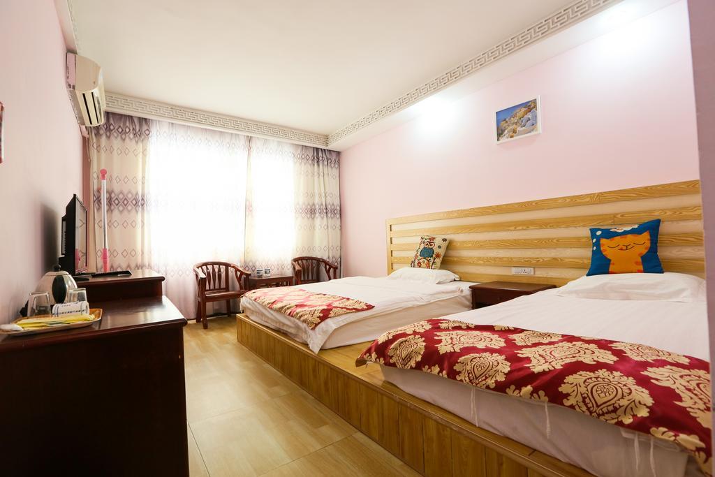 Fawlty Towers Hotel Yangshuo Zewnętrze zdjęcie